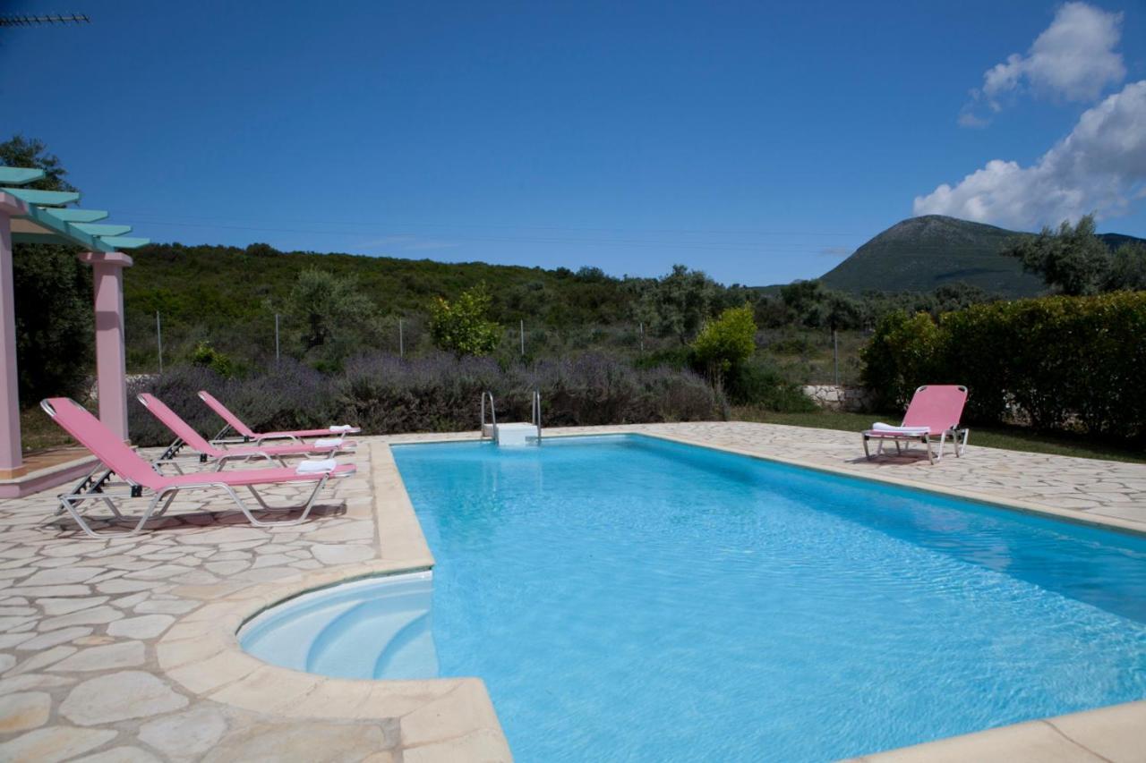 Pantheon & Danae Luxury Villas Сивота Экстерьер фото